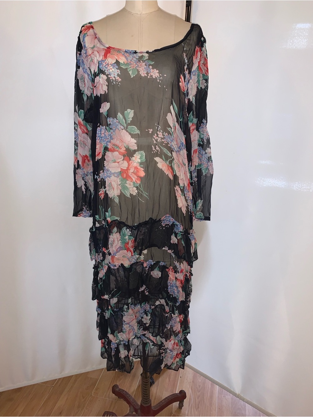 Vintage chiffon Floral Tiered Long Sleeve Dress M/L